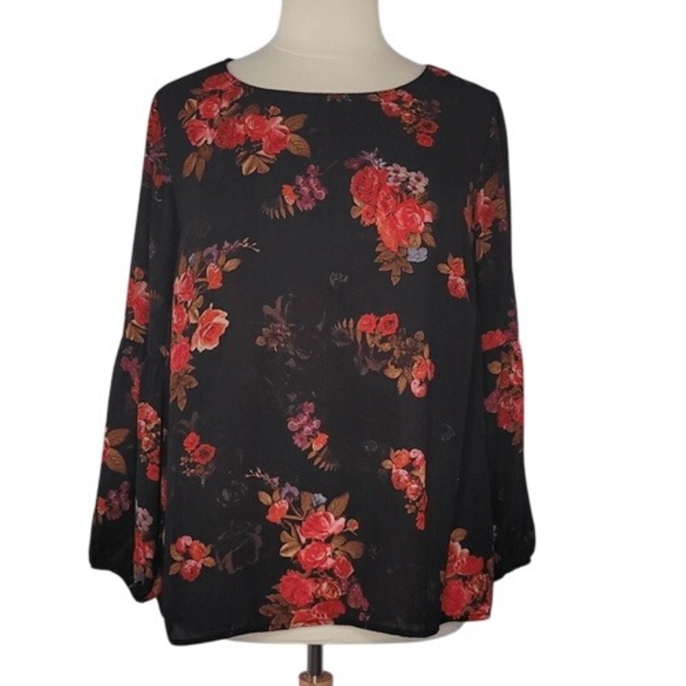 Tacera Black‎ Floral Top